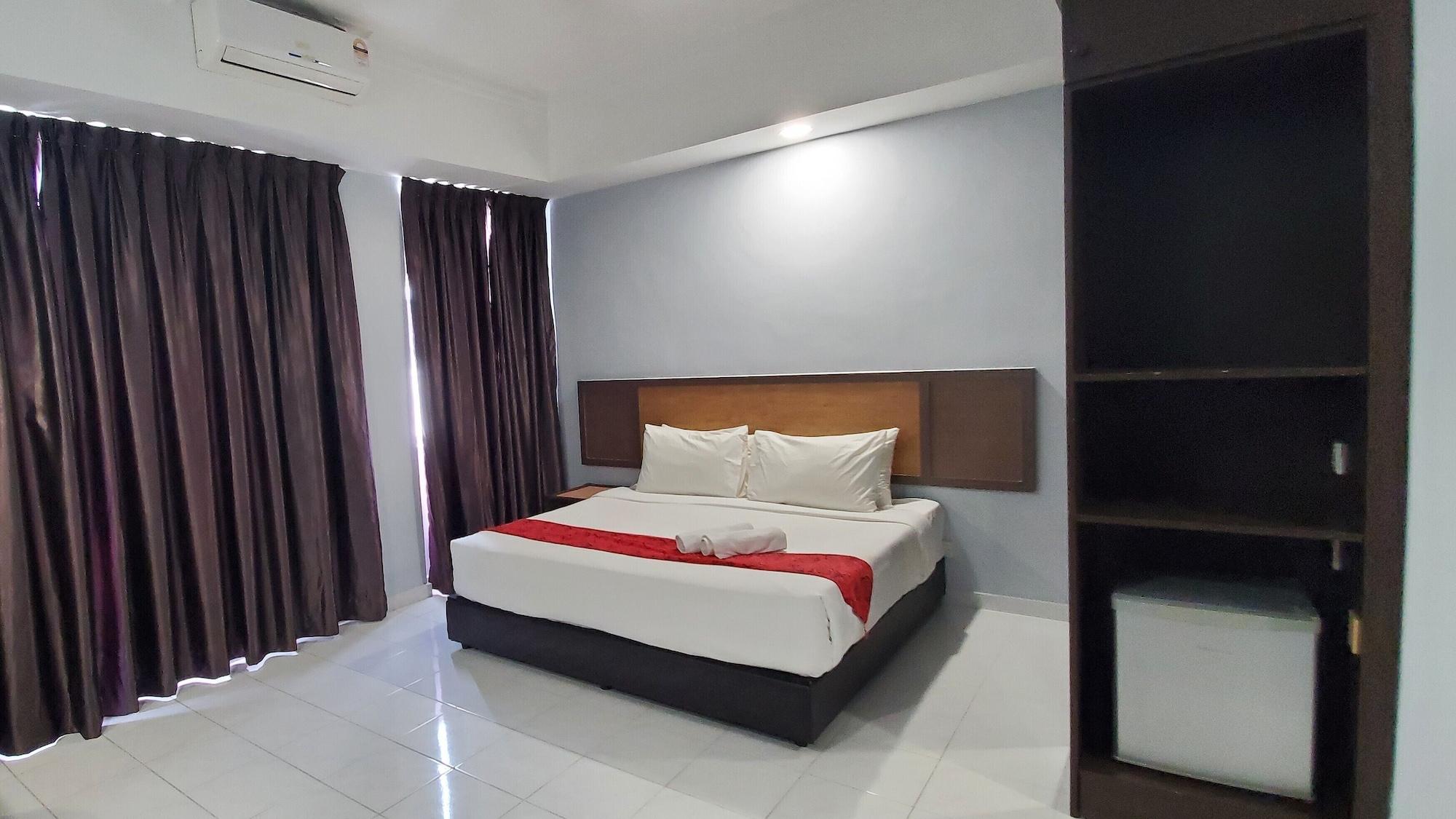 Leisure Cove Hotel And Apartments George Town Exterior photo